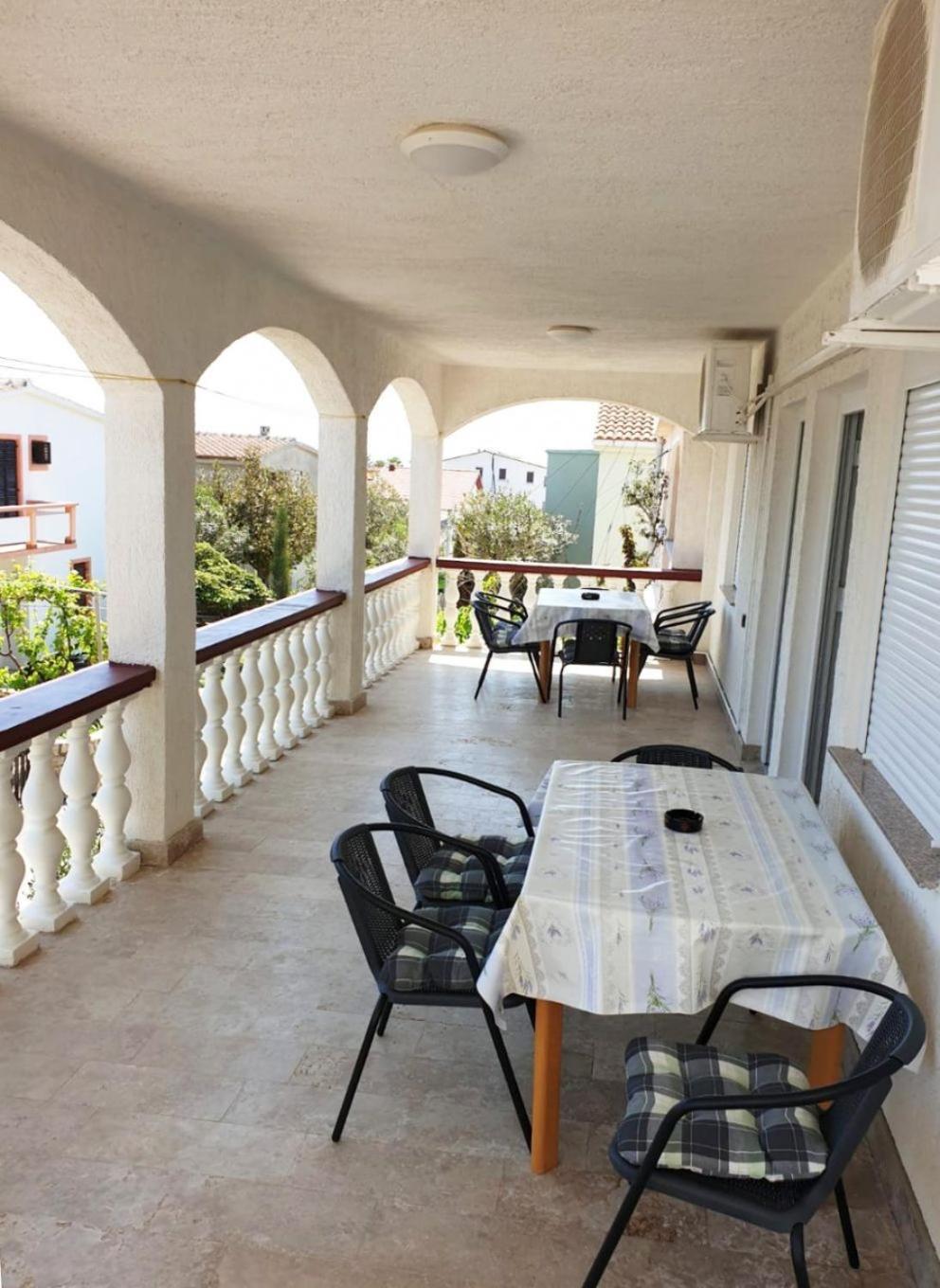 Apartments Bozica Vir Exterior photo