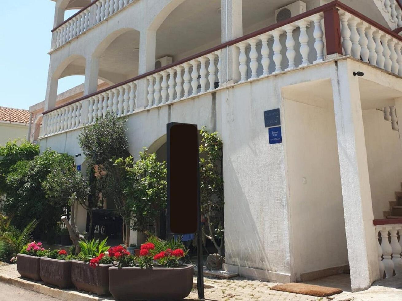 Apartments Bozica Vir Exterior photo